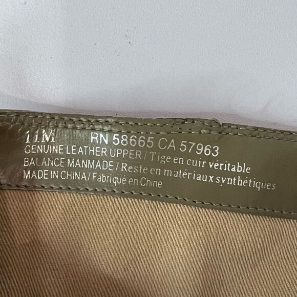 BP Almond Toe Tan Chunky Heel Ankle Booties Size 11 - Picture 10 of 10